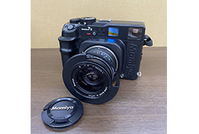Mamiya マミヤ 7II 中判カメラ + Mamiya N F4 65mm L カメラレンズ