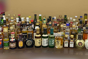 マーテル レミーマルタン サントリー 山崎 白州 響 ウイスキー ブランデー ミニチュア ミニボトル 95本セット